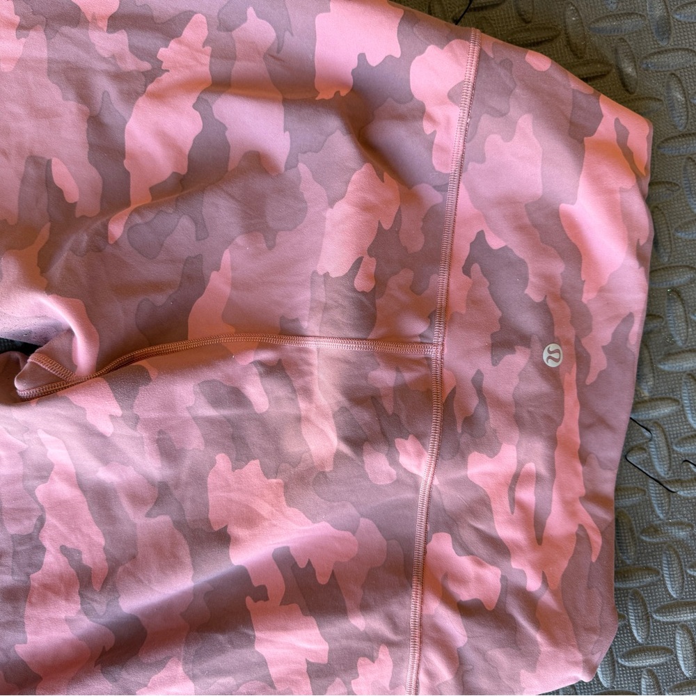 Lululemon align Light red/Pink Camo Leggings size 14